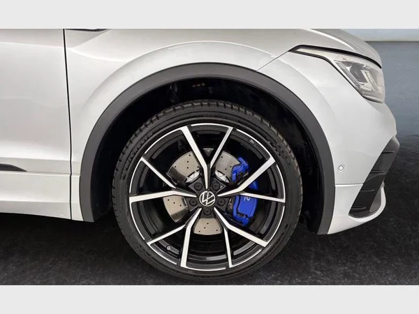Volkswagen TIGUAN (2022) — foto 2 van 37