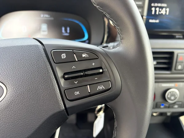 Hyundai i10 (2025) — foto 2 van 20