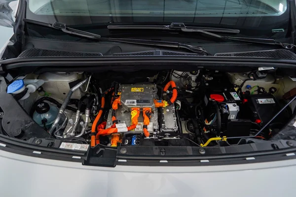 Toyota E-Proace Van Mwb (2024) — foto 24 van 59