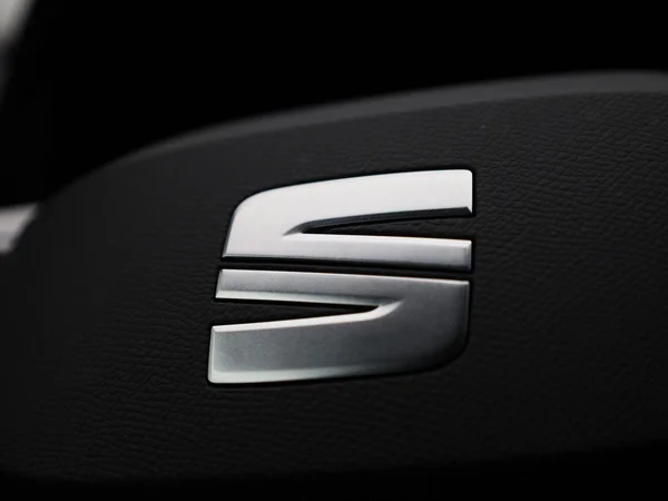 SEAT Leon (2023) — foto 22 van 37
