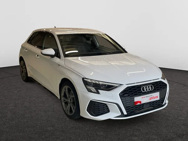 AUDI A3 Sportback (2024) — foto 13 van 20