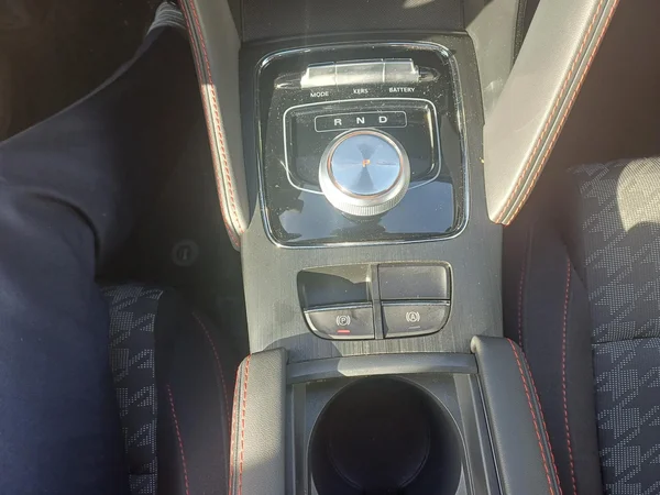 MG ZS (2023) — foto 9 van 23
