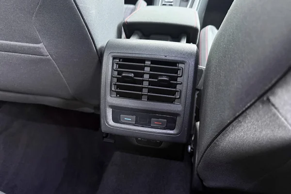 Volkswagen Golf VIII GTI (2020) — foto 3 van 34