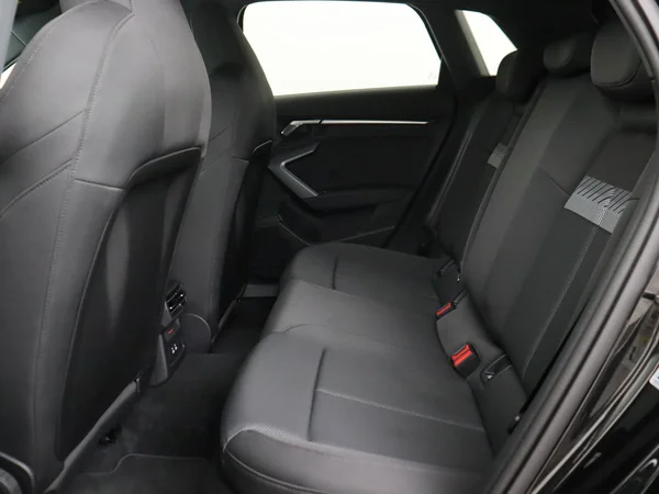 AUDI A3 Sportback (2025) — foto 4 van 18