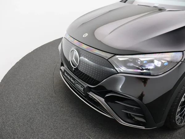 Mercedes-Benz EQE (2025) — foto 27 van 35