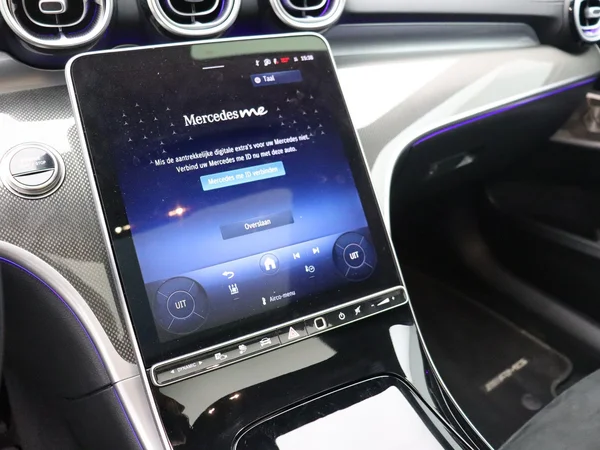 Mercedes-Benz C-Klasse (2025) — foto 6 van 25