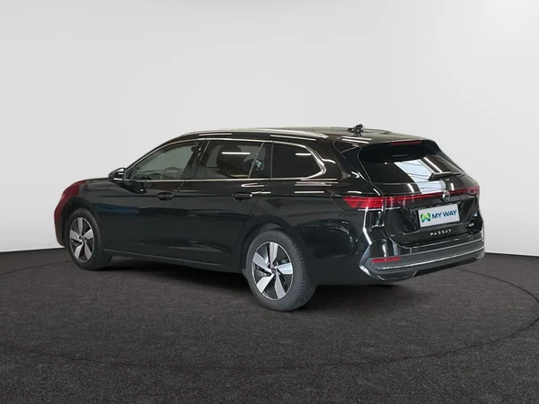 VOLKSWAGEN Passat SW (2025) — foto 18 van 24