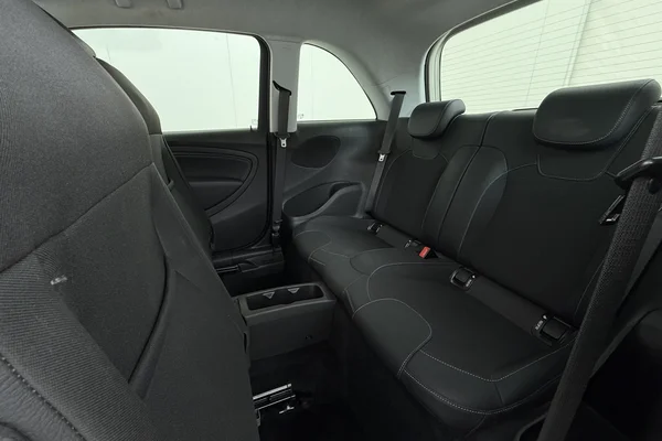 Opel Adam (2019) — foto 16 van 17