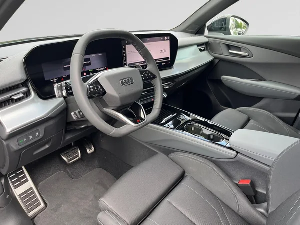 AUDI Q3 SUV (2026) — foto 2 van 24