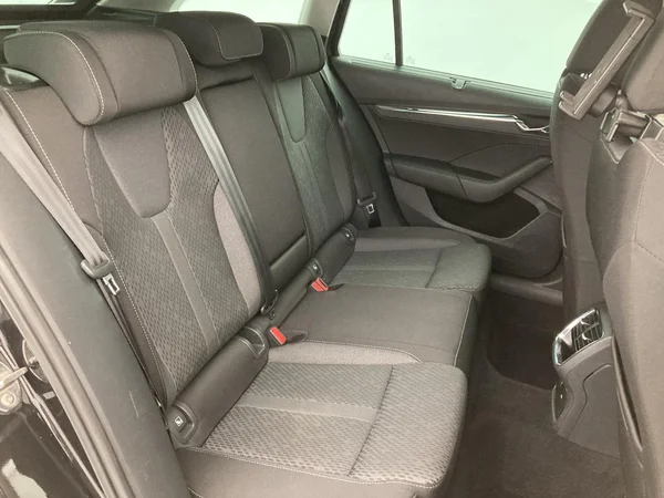 SKODA Octavia Combi PHEV (2021) — foto 29 van 37