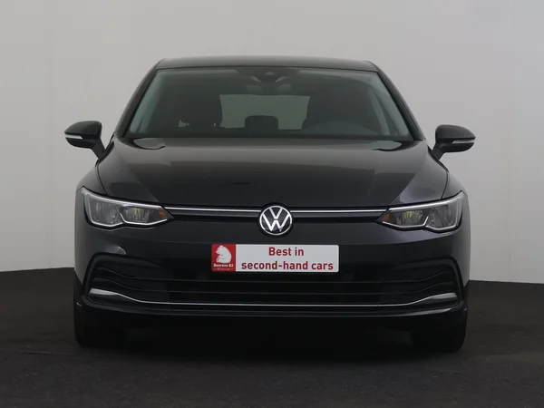 VOLKSWAGEN Golf (2022) — foto 26 van 28
