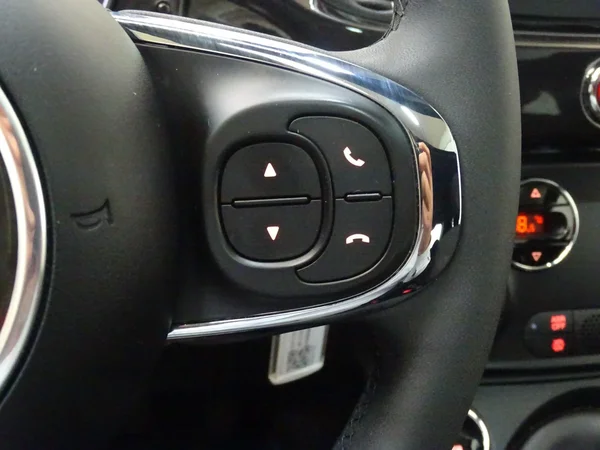 Fiat 500 (2023) — foto 9 van 19
