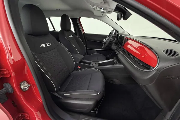 Fiat 600 (2025) — foto 6 van 32