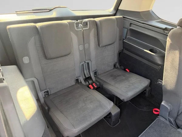 VOLKSWAGEN Touran (2025) — foto 20 van 24