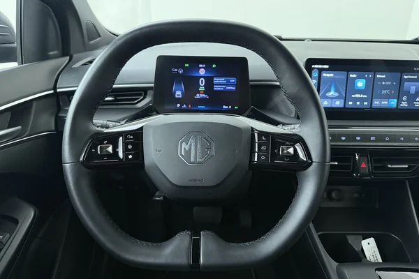 MG MG3 (2024) — foto 2 van 20