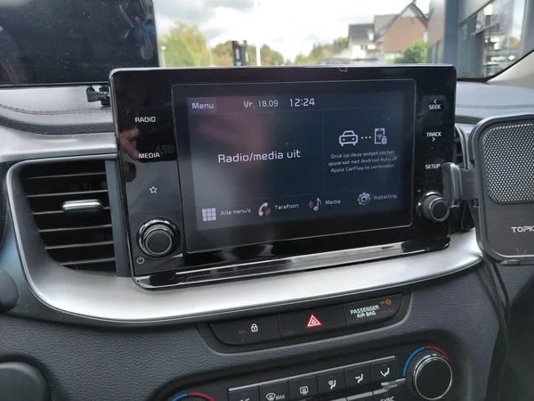 Kia cee'd (2022) — foto 5 van 19
