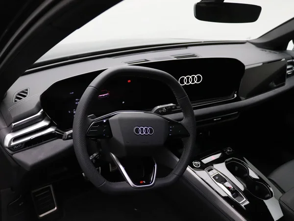 AUDI A5 Avant e-hybrid (PHEV) (2025) — foto 19 van 21