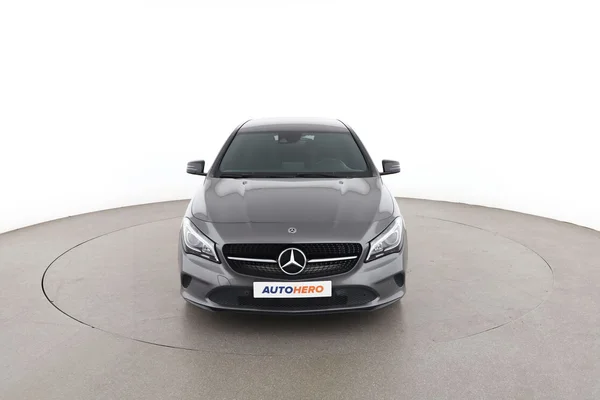 Mercedes-Benz CLA-Klasse (2018) — foto 15 van 16