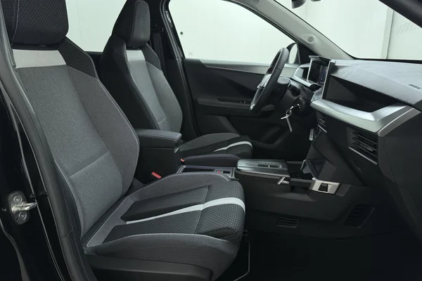 Opel Frontera (2025) — foto 15 van 17