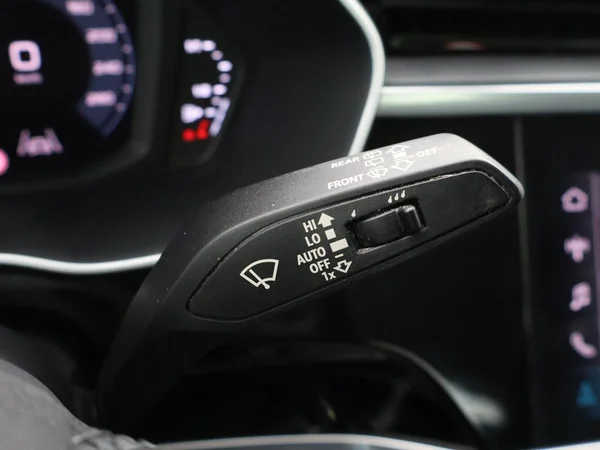 AUDI Q3 PHEV (2022) — foto 5 van 23
