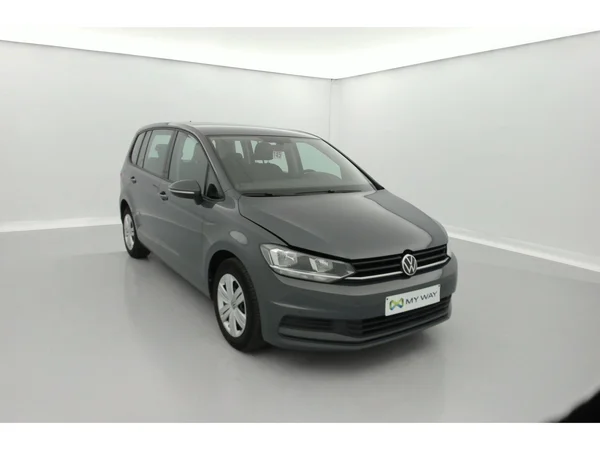 VOLKSWAGEN Touran (2020) — foto 17 van 23