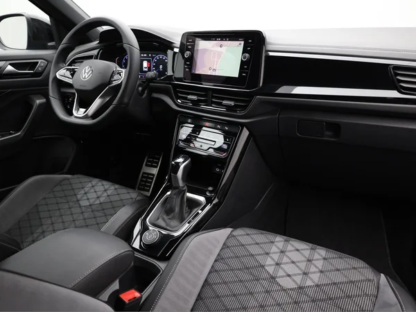 VOLKSWAGEN T-Roc (2023) — foto 17 van 23