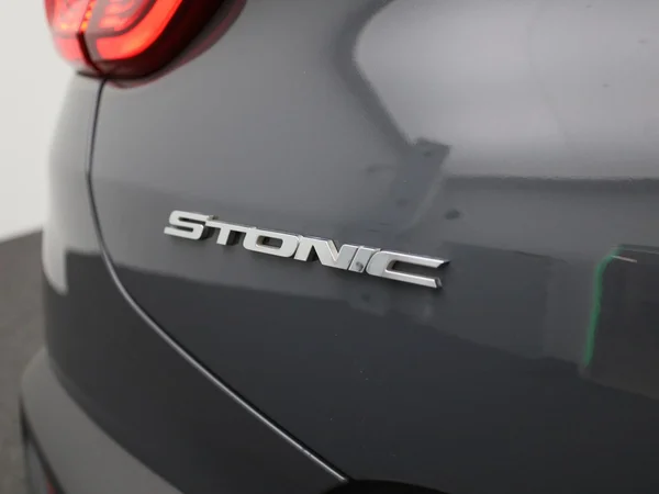 Kia Stonic (2021) — foto 26 van 40