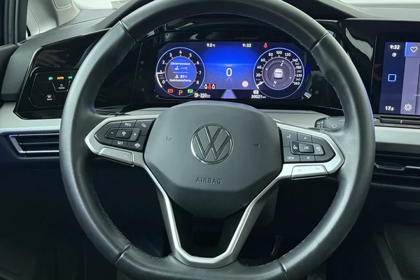 Volkswagen Golf VIII (2024) — foto 2 van 18