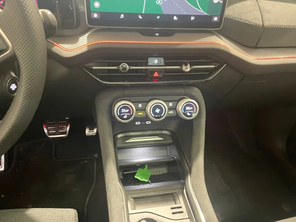 SKODA Kodiaq (2026) — foto 18 van 20