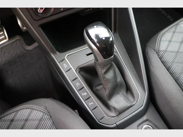 VOLKSWAGEN Taigo (2024) — foto 8 van 26