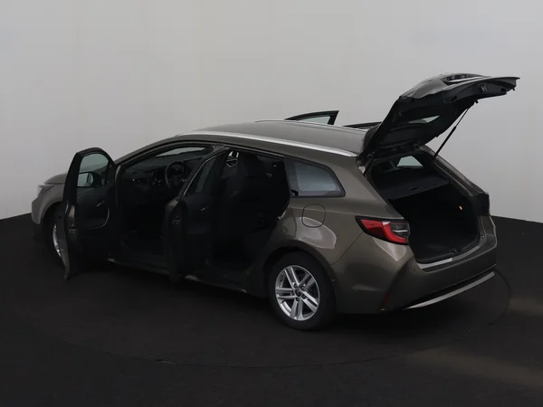 TOYOTA Corolla (2022) — foto 26 van 27