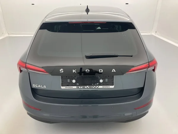 SKODA Scala (2021) — foto 7 van 36