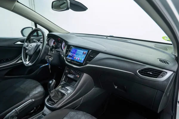 Opel Astra (2019) — foto 22 van 53