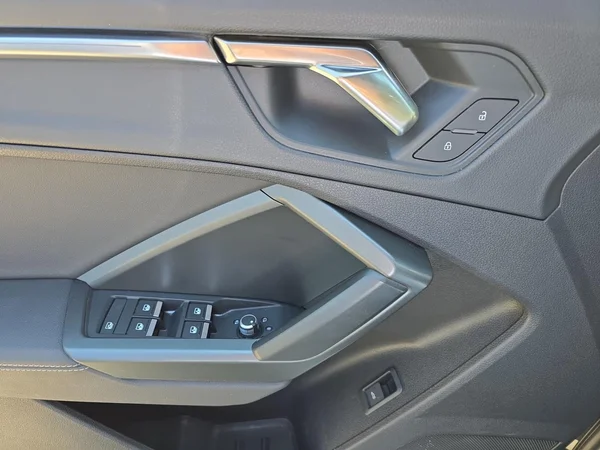 AUDI Q3 (2022) — foto 2 van 14