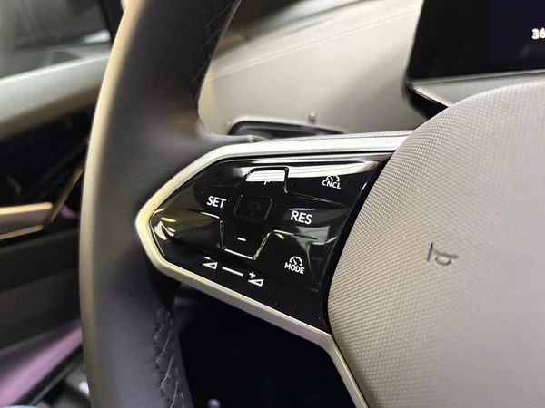 VOLKSWAGEN ID.4 (2026) — foto 2 van 15