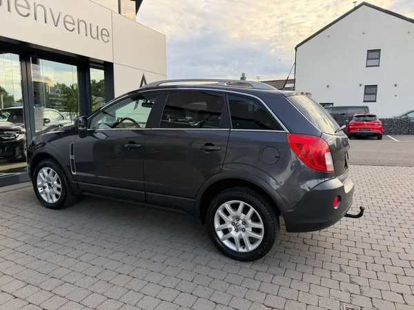 Opel Antara (2013) — foto 17 van 25