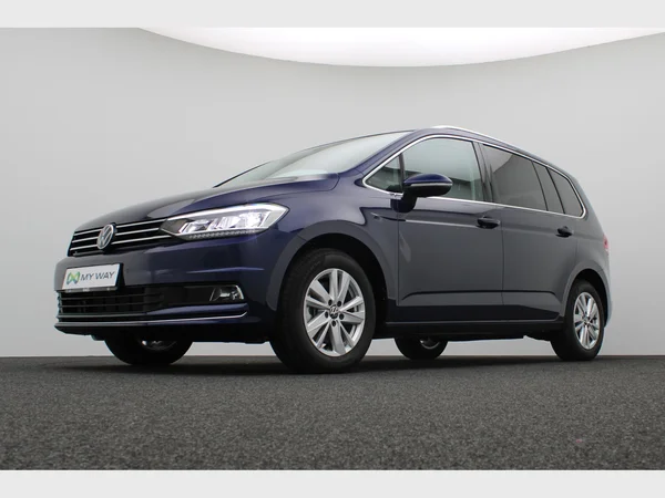 VOLKSWAGEN Touran (2023) — foto 23 van 28