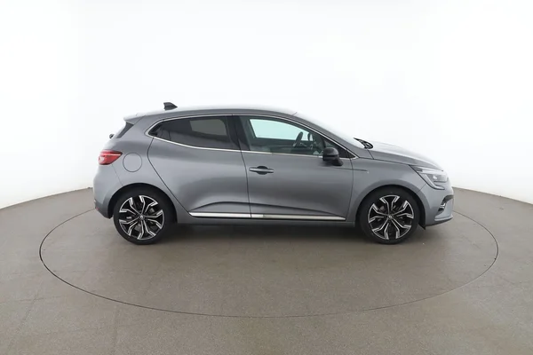 Renault Clio (2023) — foto 13 van 16