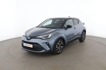Toyota C-HR ffcbf1e8-f952-4621-90f5-360dd1315fc1