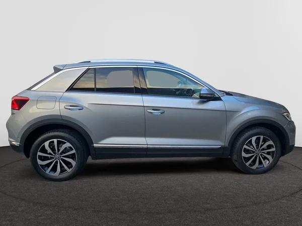 VOLKSWAGEN T-Roc (2025) — foto 8 van 24