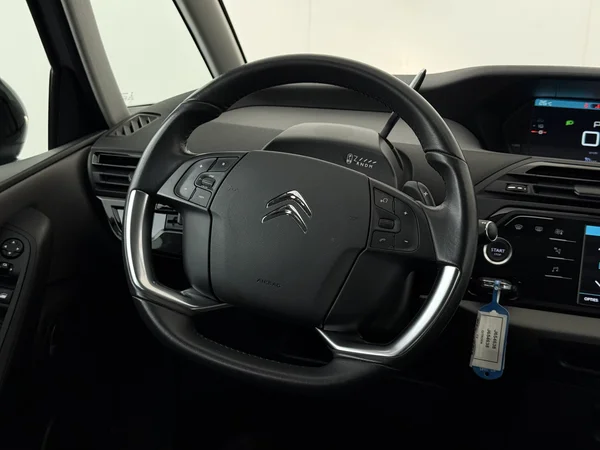 CITROEN C4 SpaceTourer (2022) — foto 13 van 25