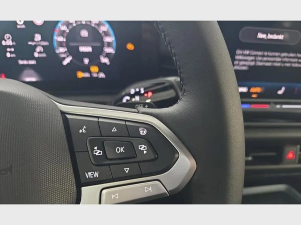 VOLKSWAGEN T-Roc (2026) — foto 6 van 25
