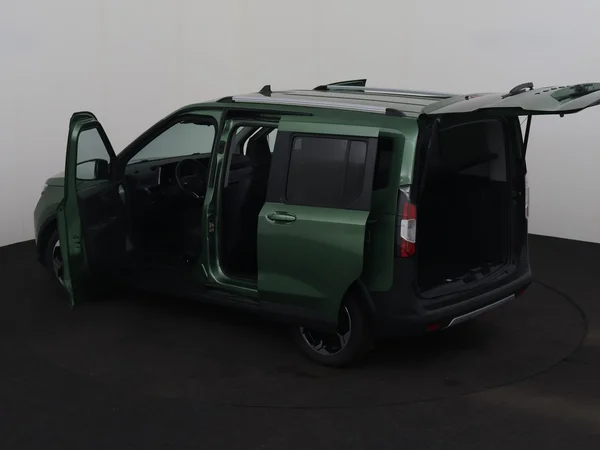 FORD TOURNEO COURIER (2025) — foto 27 van 28