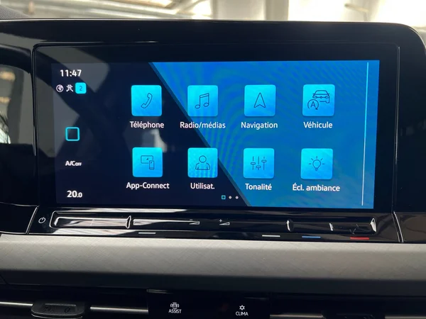 VOLKSWAGEN Golf VIII (2023) — foto 6 van 20