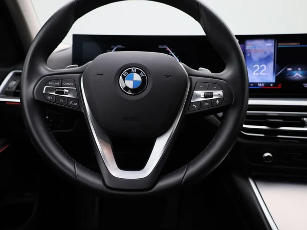 BMW 3 Reeks (2023) — foto 55 van 57