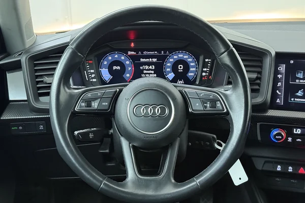 Audi A1 sportback (2023) — foto 2 van 22