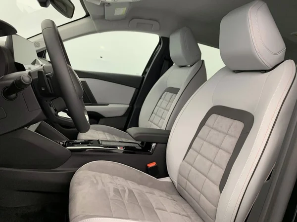 Citroen C4 (2025) — foto 13 van 28