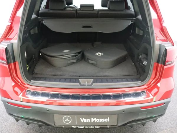 Mercedes-Benz EQB (2023) — foto 17 van 29