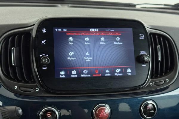Fiat 500c (2021) — foto 6 van 27