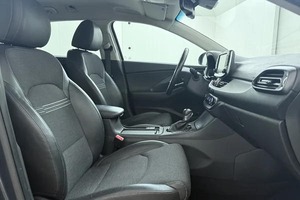 Hyundai i30 (2024) — foto 23 van 25